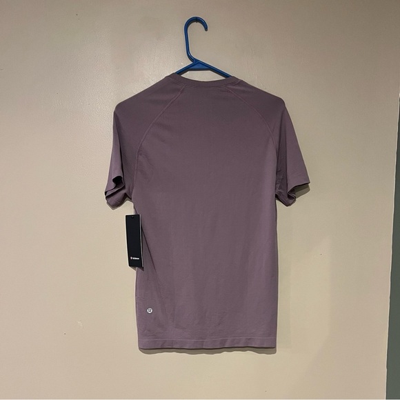 Lululemon Men's XS Lavender Lux Metal Vent Tech Short Sleeve Gym Train Work Out - Picture 2 of 5